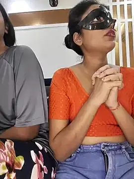 Stripchat Watch Live Sex Cams of CallmeMEOWW