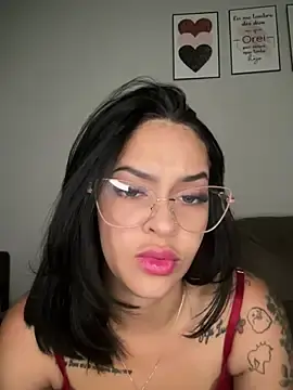 Stripchat Free Porn Cam of ilyanna