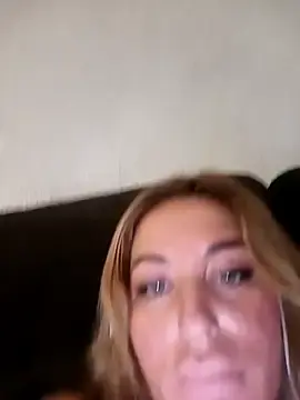 Stripchat Adult Webcams of MiaMooly