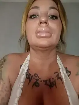 Stripchat Best Webcam of MiaMooly