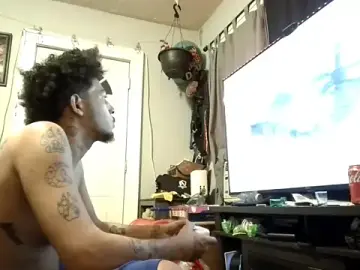 Stripchat Free Porn Cam of bigdickjojo69