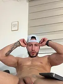 Stripchat Adult Webcam of Thiago_Hill