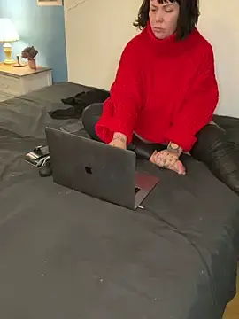 Stripchat Free Porn Cam of blondy40