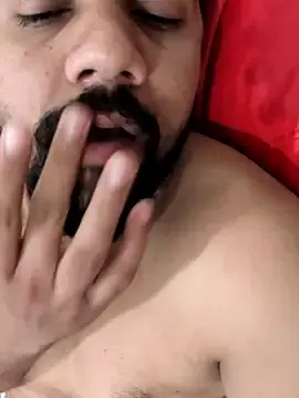 sexytomdev from stripchat