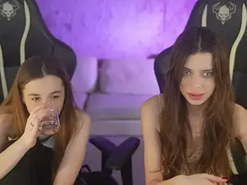 Regina_Sweet054 from stripchat