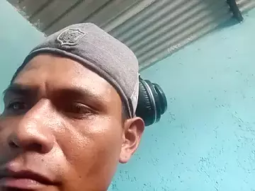 Stripchat Nude Webcam of Moreno1813