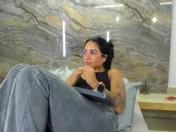 Estefy_gomez09 from stripchat