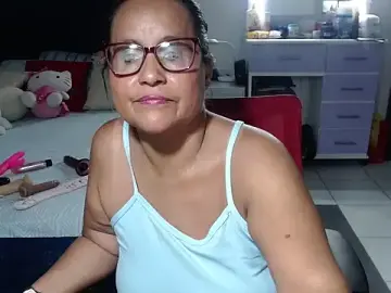 Stripchat Sex Chat of pervert_mommy_