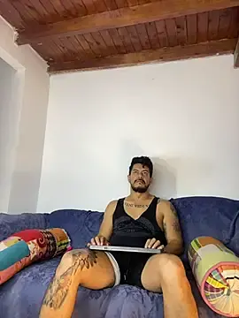 Stripchat Live Sex Cam of AndresSmith__