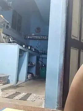 divyatamil143 from stripchat