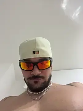 Stripchat Live Sex Cam of penebunny