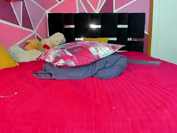 Stripchat Live Sex Cam of Little_doll_