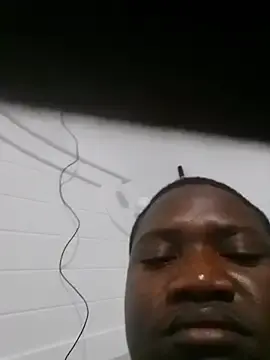 Algenis1232 from stripchat