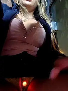 Stripchat Sex Cam of Cata_city1106