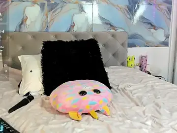 Stripchat Nude Webcam of luluubloomm