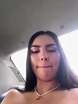 Stripchat Free Porn Cam of Maddy_Rouse_