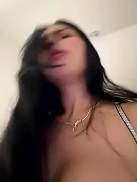 Stripchat Free Live Porn of Maddy_Rouse_