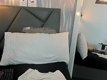 Stripchat Free Porn Cam of lucia-cute