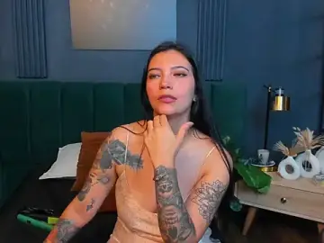 roxy_hell from stripchat