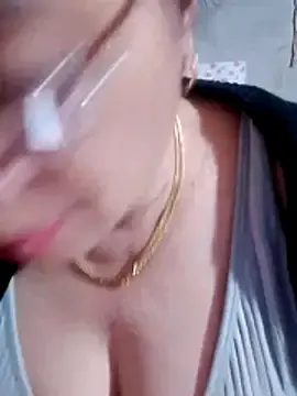 small-house123 from stripchat