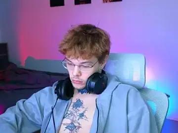 Stripchat Adult Webcam of DENIS_HERE