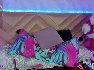 Stripchat Adult Webcam of alice_kingsley_