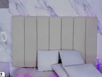 Stripchat Watch Live Sex Cams of Iris_Thompson_