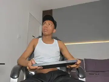 Stripchat Best live sex cam show of Brunette__boy