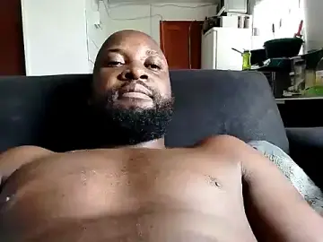 Stripchat Live Sex Cam of Stallion100