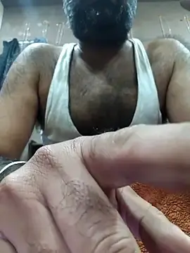 Hairyboyysexy from stripchat