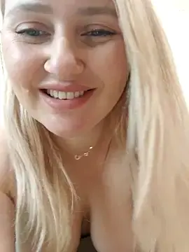 Stripchat Adult Webcam of LadyLolyPop_