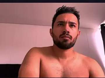 axell_torrez from stripchat