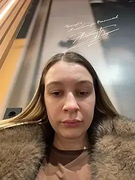 Stripchat Free Porn Cam of SashaCatt