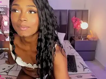 Stripchat Free Live Porn of Kollinn_