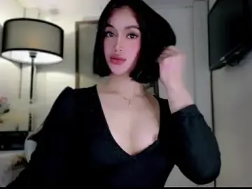 Stripchat Nude Webcam of Anna_HollyDoll