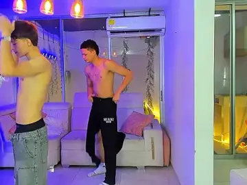 Stripchat Private Sex Chat of Houseofwarrios