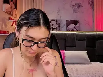 Im-Lola from stripchat