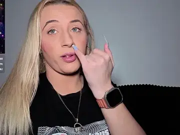 Stripchat Sex Cam of Strongqueen