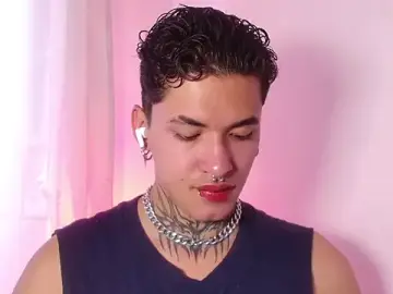 AlecBanne from stripchat