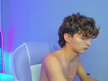 Stripchat Free Live Porn of NicolasFerrer18