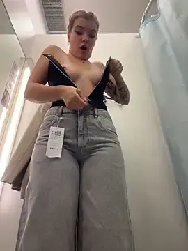 Stripchat Live Sex of Holy_Tereza