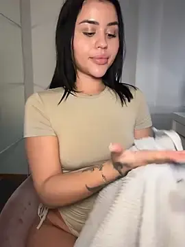 Stripchat Free Live Porn of Missmilawild