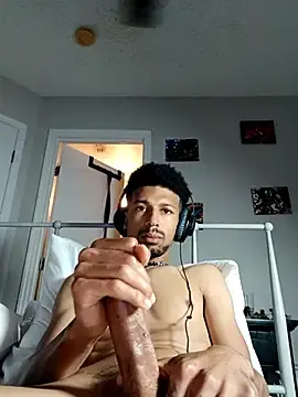 Stripchat Private Sex Chat of BigPrettyDick777