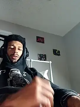 BigPrettyDick777 from stripchat