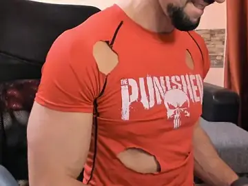 Stripchat Adult Webcam of HotHunkTrainer