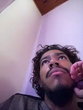 Stripchat Watch Live Sex Cams of OfficialMineirinho