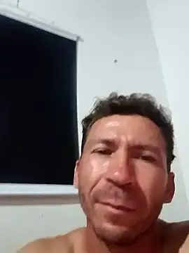 Stripchat Live Sex of RobertoLuiz84