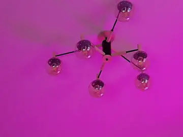 Stripchat Live Sex of SimaGoldy