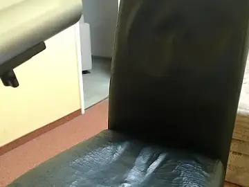 Stripchat Free Porn Cam of k74robert