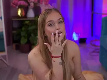 Stripchat Adult Webcams of ElyssawetXX